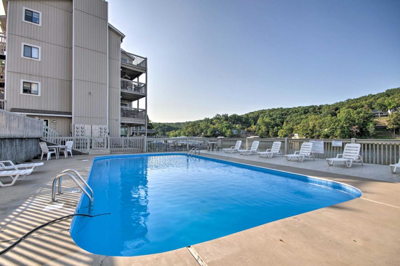 Lakefront Osage Beach Condo With Community Pool Extérieur photo